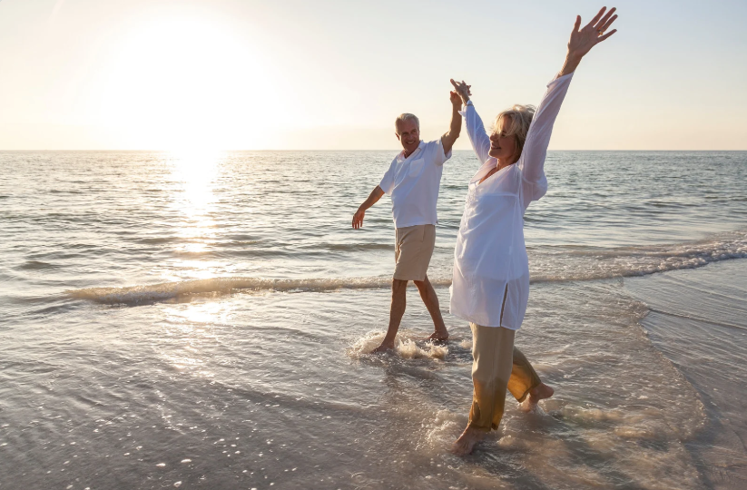 seniors at beach