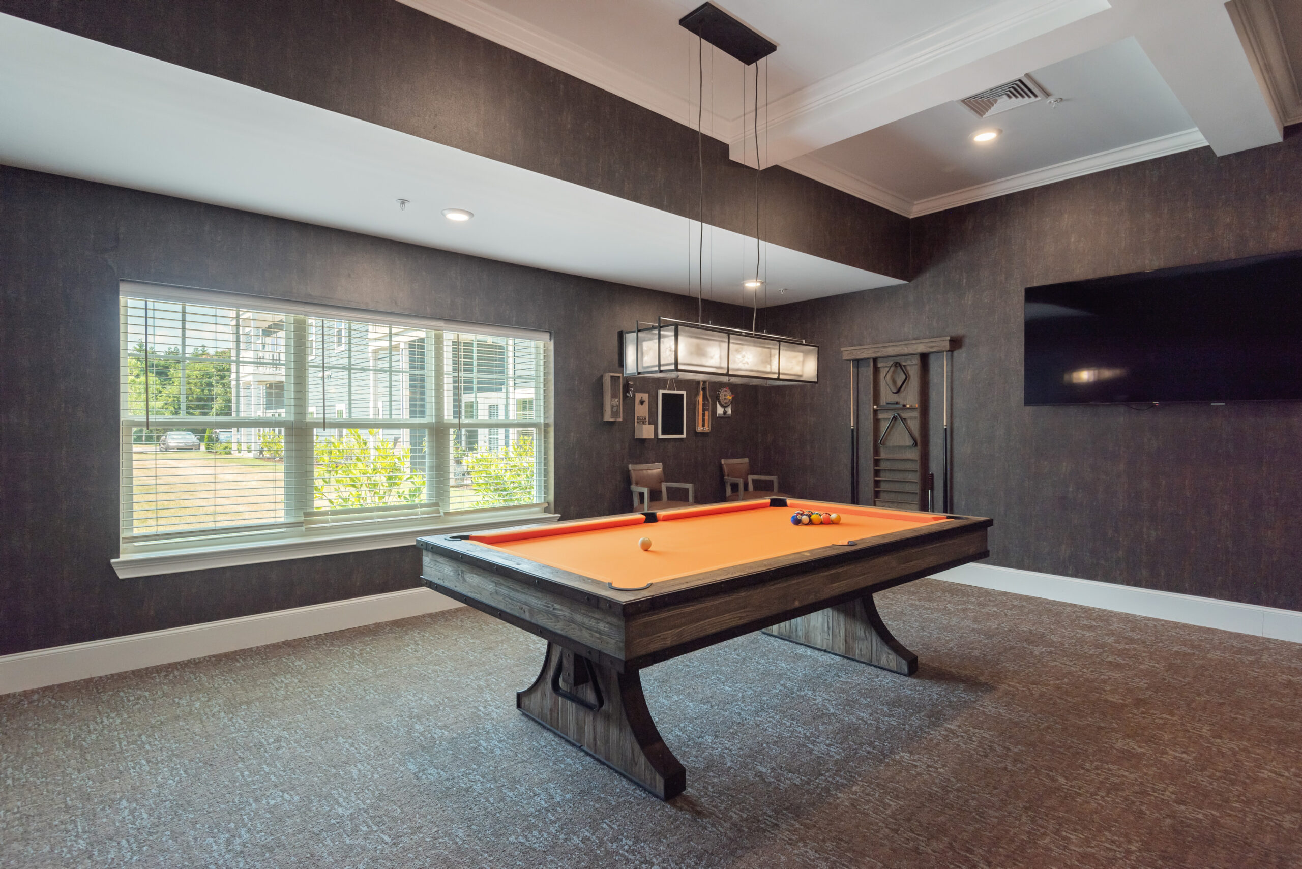 billiards room